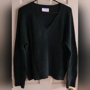 Old navy long sleeve sweater